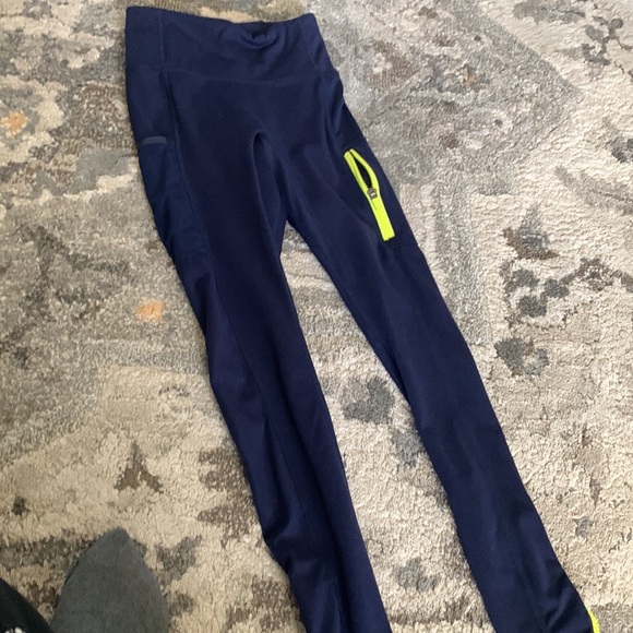 Fabletics Blue Motion365 Trinity Utility Leggings - Picture 4 of 6